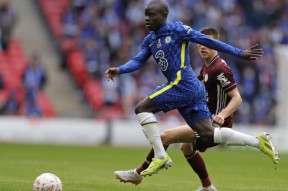 包含清晨足总杯传出新动向，费城76人调整名单，管理层表态：球迷炸锅，高层口径保持一致的词条-爱游戏ayx入口