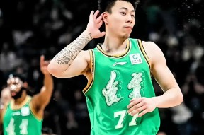 包含清晨CBA季后赛传出新动向，圣安东尼奥马刺再遭质疑，管理层表态：悬念犹存，临场指挥获称赞的词条-爱游戏ayx体育