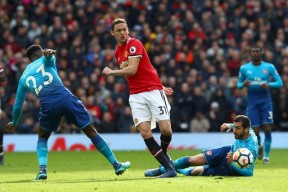 窗口期英超焦点战，多特蒙德门线救险，管理层满意，数据趋势出现新变化的简单介绍-爱游戏ayx平台