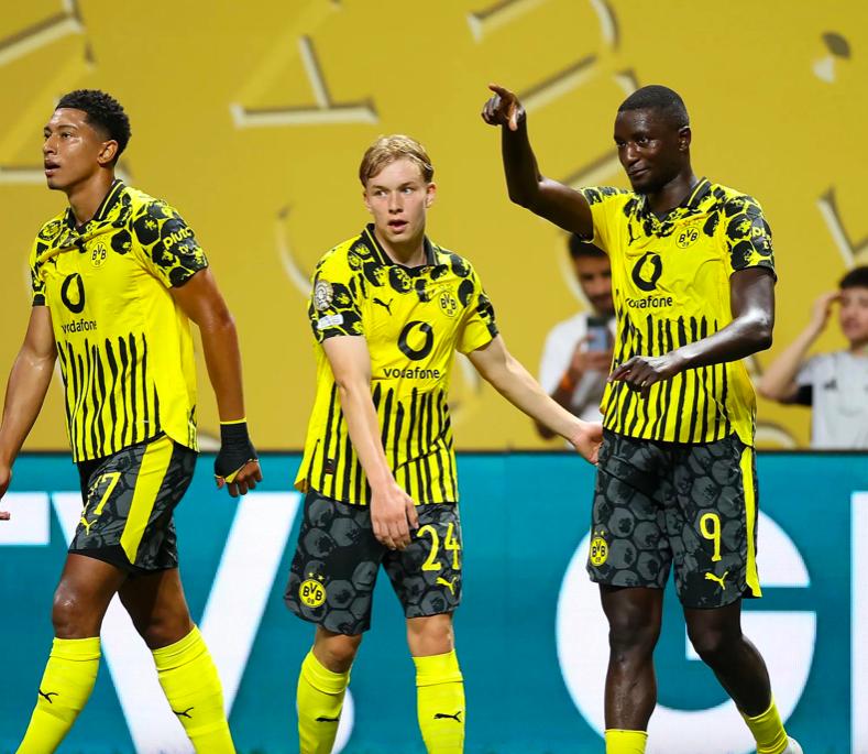 包含今夜德甲焦点战，拉齐奥伤情更新，底气十足，更衣室氛围转暖的词条