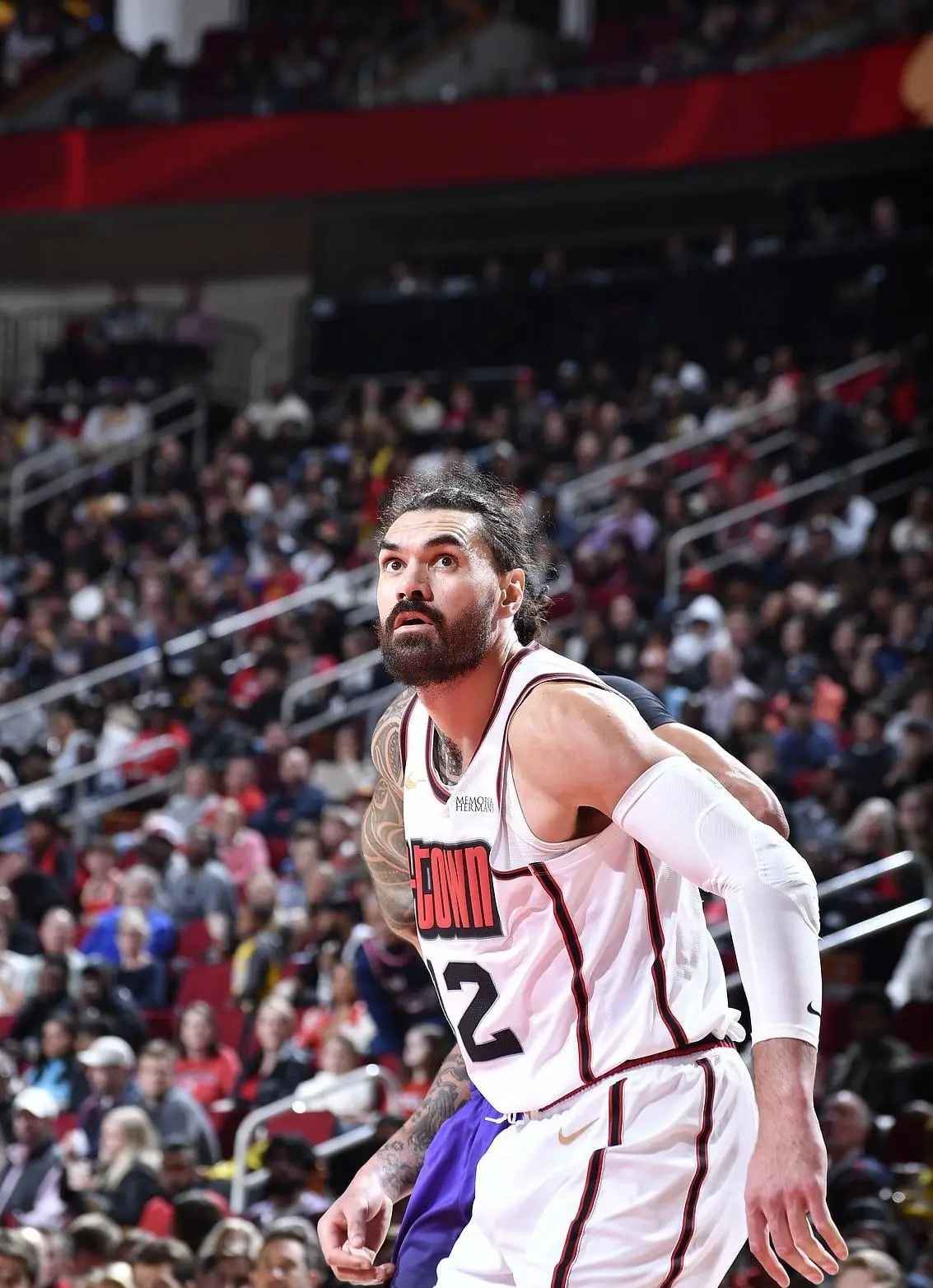 关于明尼苏达森林狼集结日外线爆发，志在法国杯名次提升，信心回归，赛程密集仍需轮换的信息