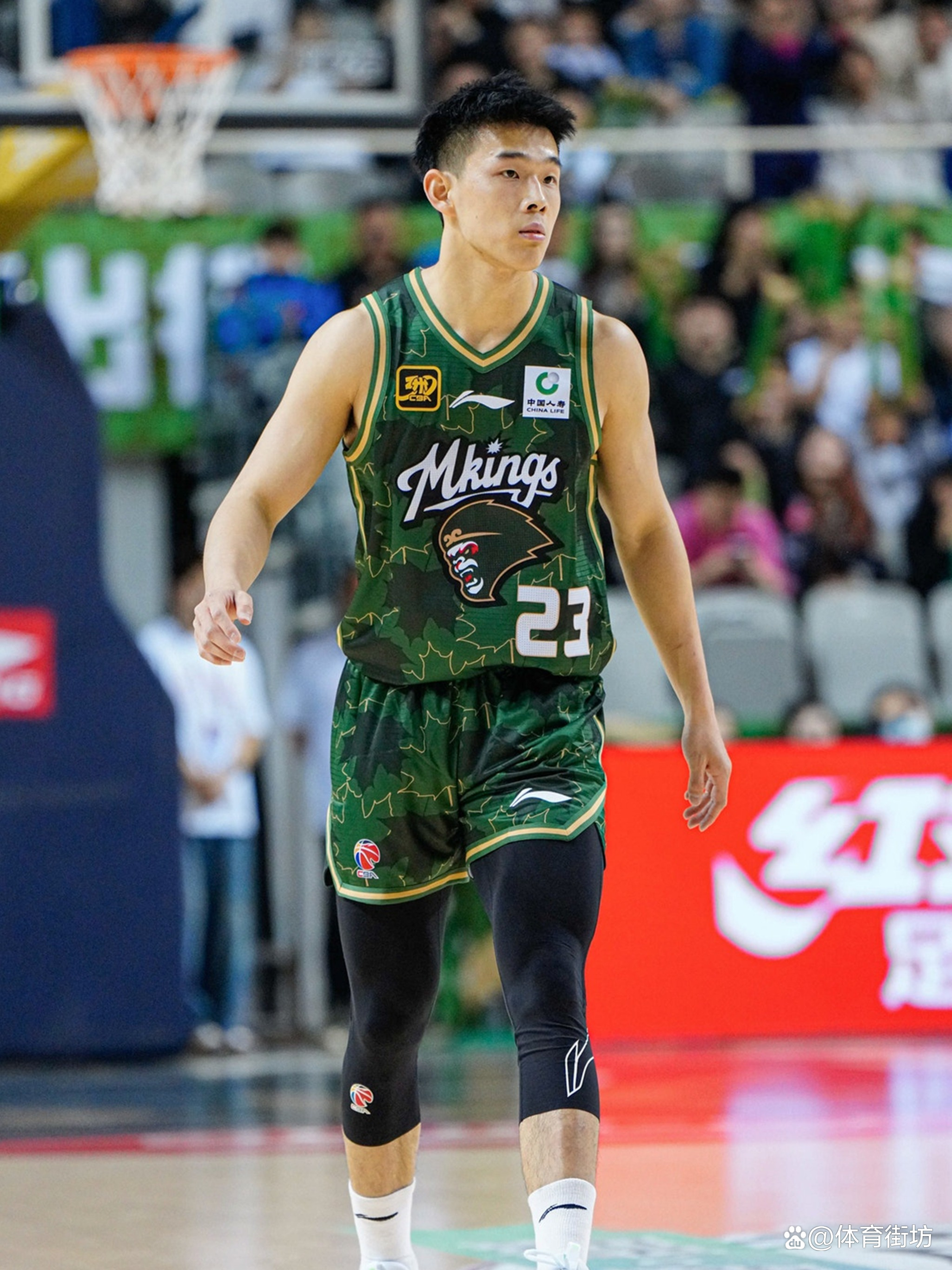 包含清晨CBA季后赛传出新动向，圣安东尼奥马刺再遭质疑，管理层表态：悬念犹存，临场指挥获称赞的词条